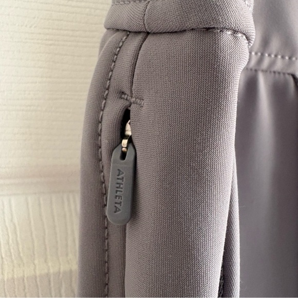 Athleta Stellar Wide Crop Size 12 Gray Pants Straight Wide Travel Comfy Career - Picture 5 of 9